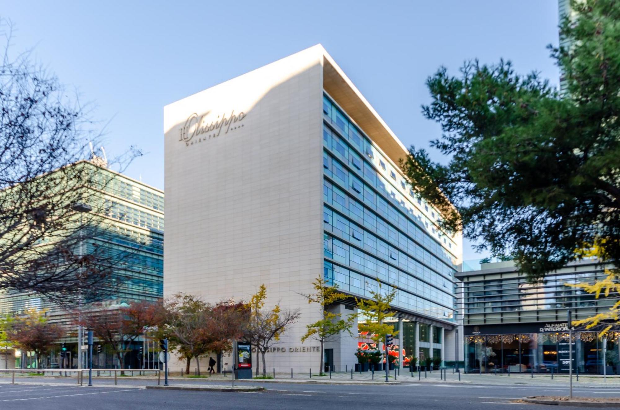 Olissippo Oriente Hotel Lisbon Exterior photo